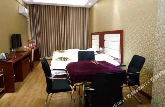 安龍家瑜大酒店