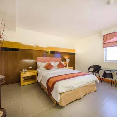 Yake Hostel Hotels near Kenting Beach