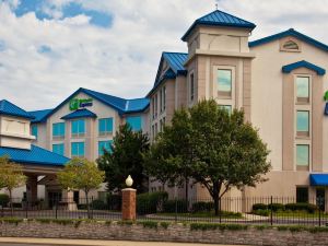 Holiday Inn Express & Suites Chicago-Midway Airport