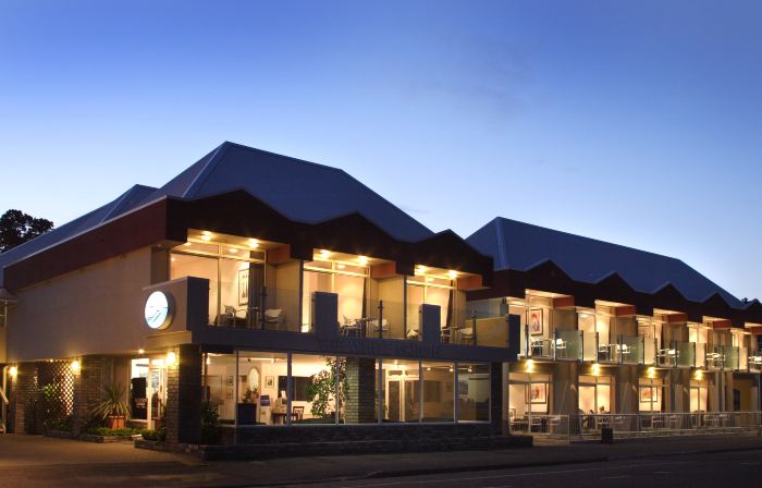 The White Morph Motels
