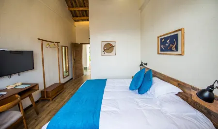 Junlan Hotel Отели рядом с достопримечательностью «Yimeng Mountain Inzone Tianmeng Tourist Area»