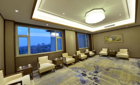 Swan Lake Resort Hot Spring Jiangba - Housity