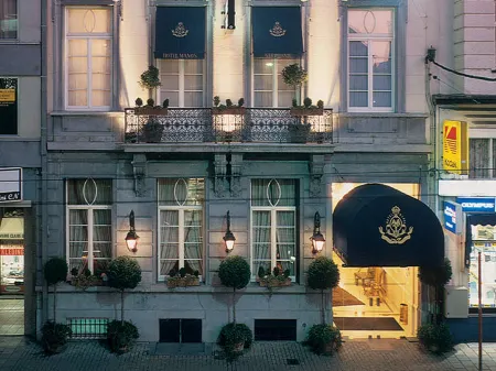 Hotel Manos Stephanie Отели рядом со станцией Брюссель-Южная железнодорожная станция