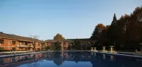 Duyun Maojianli Hotel (Qinhan Film City) - Pools