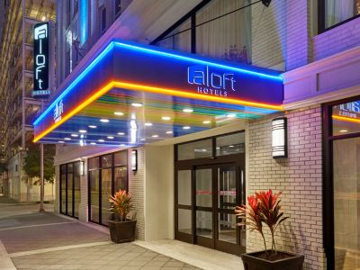 Aloft Houston Downtown