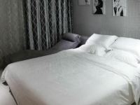 桔子酒店(晋城新市西街店) - 浪漫水床房
