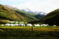 Rujia Business Hotel