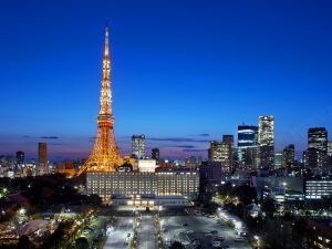 Thirty Seconds Over Tokyo nude photos