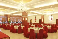 Jinting Chain. Southern Hotel (Zhanggongqiao Food Street Leshan Giant Buddha Branch)