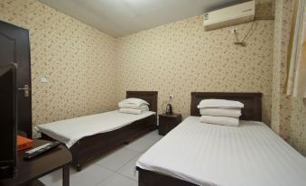 Xinxiang Pingyuan Express Hotel