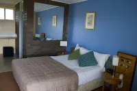 Matador Motor Inn Hotels in North Boambee Valley
