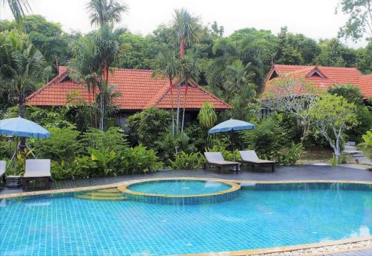 트로피카 란타 리조트 전경