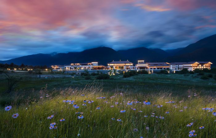Hilton Linzhi Resort