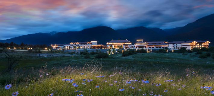 Hilton Linzhi Resort Hotel a Mainling