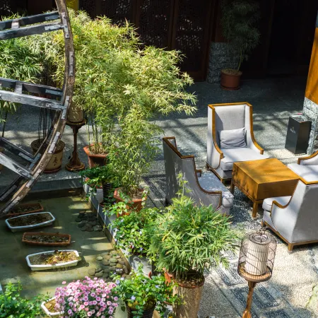 Best Li Rezen Hotel (Lijiang Ancient Town Waterwheel)