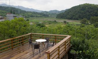 Fuyang Jin XiangLai to Officer Mountain Villa Parks