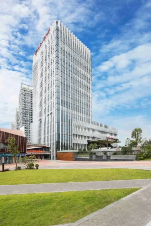 Guangzhou Zengcheng Fuli Wanda Realm Hotel (Zengcheng Wanda Plaza Branch) Отели рядом с достопримечательностью «Huashang College of Guangdong University of Business Studies»