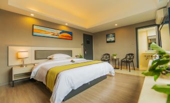 Elan Hotel