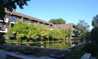 Xiongyue Tianmu Hot Spring Resort