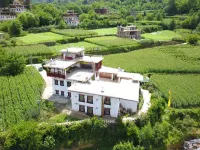 Danba Gezuo Folk Custom Boutique Hotel