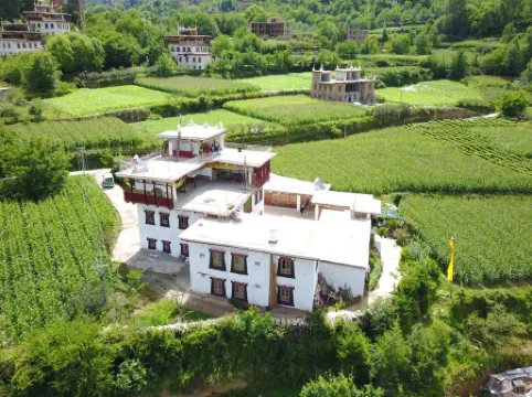 Danba Gezuo Folk Custom Boutique Hotel