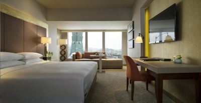 キングサイズベッド101ビュー グランドハイアット台北の写真