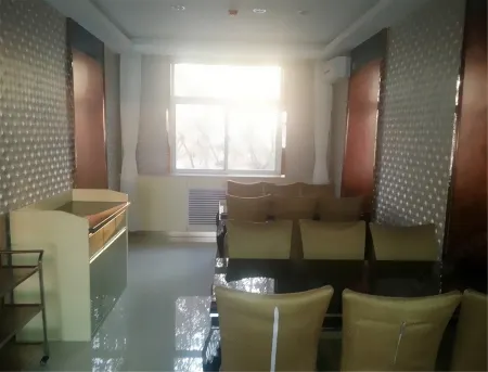 Simai'er Business Hotel Linfen No.5 Отели рядом с достопримечательностью «Xi'an International Studies University Shanxi Branch»