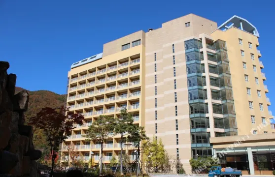 貞純城堡度假村