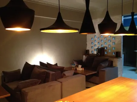 Qike Youth Hostel