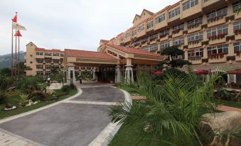 Cheeful Island Resort Hotel