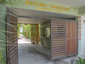 Le Divine Comedie Beach Resort