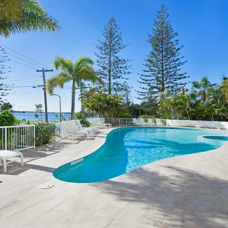 Crystal Bay on the Broadwater