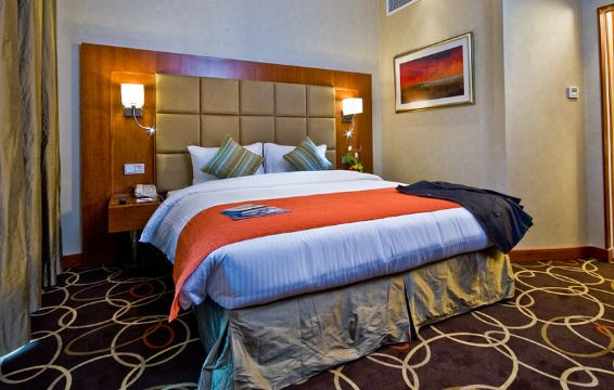 칼튼 알 바르샤