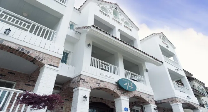 Taean Sharon Pension