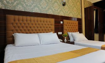 Mina Hotel Tehran