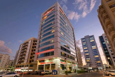 Ramada by Wyndham Abu Dhabi Downtown Отели в г. Абу-Даби
