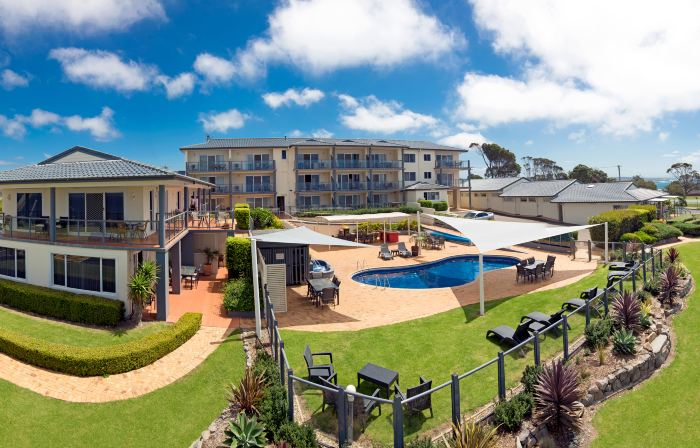 Amooran Oceanside Apartments & Motel