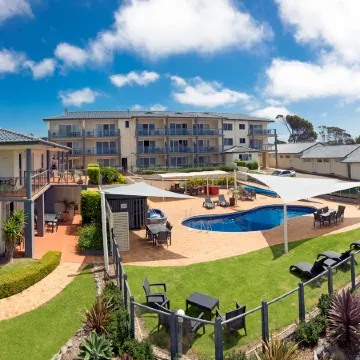 Amooran Oceanside Apartments & Motel