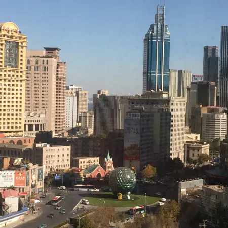 MEHOOD LESTIE Hotel (Dalian Station Zhongshan Square)