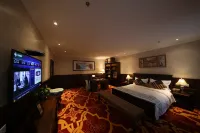Yake Town Holiday Hotel
