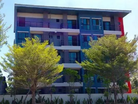 Woodroof Residence Rangsit Отели рядом с достопримечательностью «Университет Рангсит»