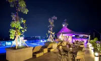 Satoria Hotel Yogyakarta - bar