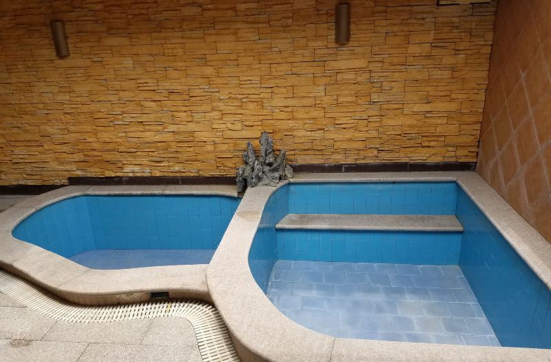 Gaotan Hot Spring Hotel photo 6