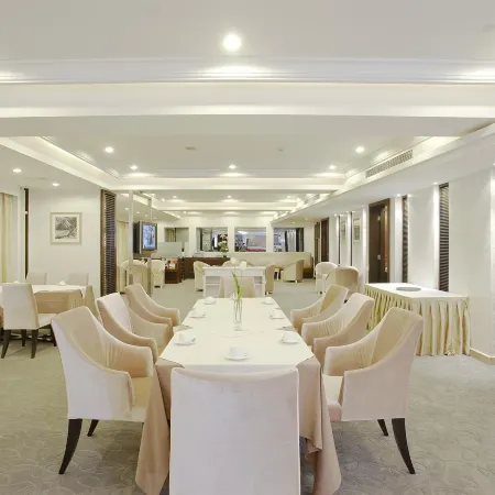 Shenzhen Qiushuishanju Grand Hotel Отели рядом с достопримечательностью «Tingtao Pavilion»