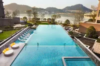 Hilton Ningbo Dongqian Lake - Beach