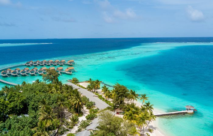 Centara Ras Fushi Resort & Spa Maldives