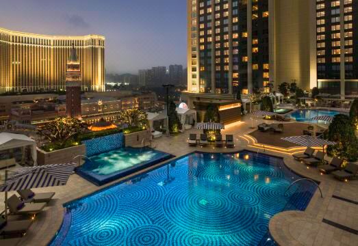 세인트 레지스 마카오의 고급스러운 조식 레스토랑