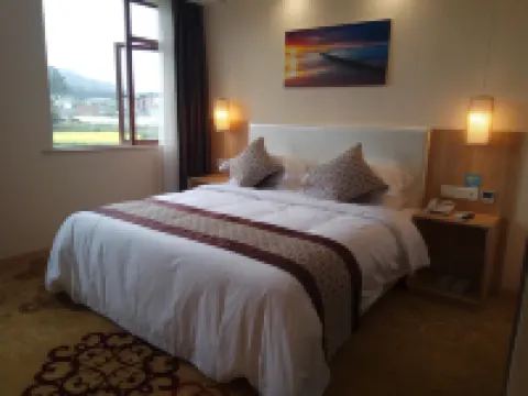 Yushi Culture City Hotel