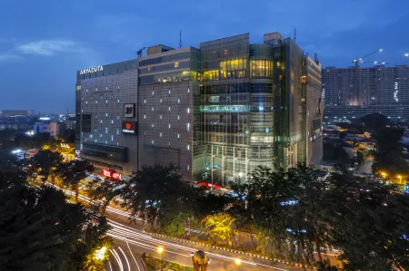 Aryaduta Medan Отели рядом со станцией Medan Train Station