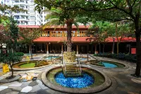 Cloud Nine Resort Hotel - Hot Springs